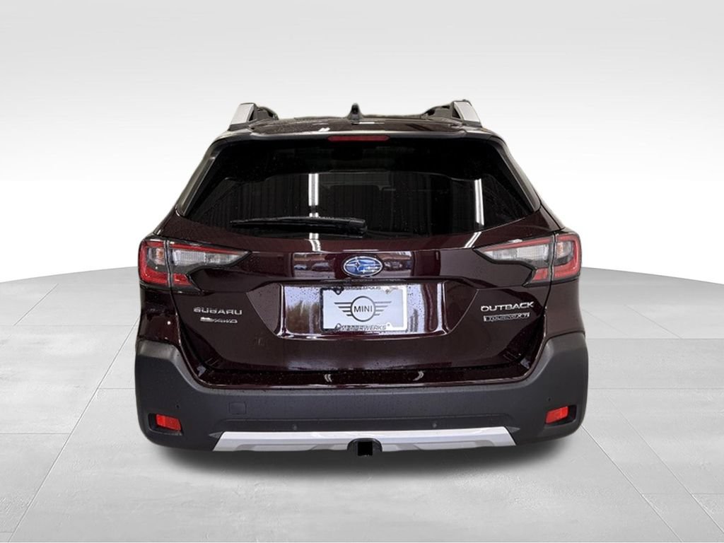 Used 2023 Subaru Outback Touring XT AWD/4WD image 4