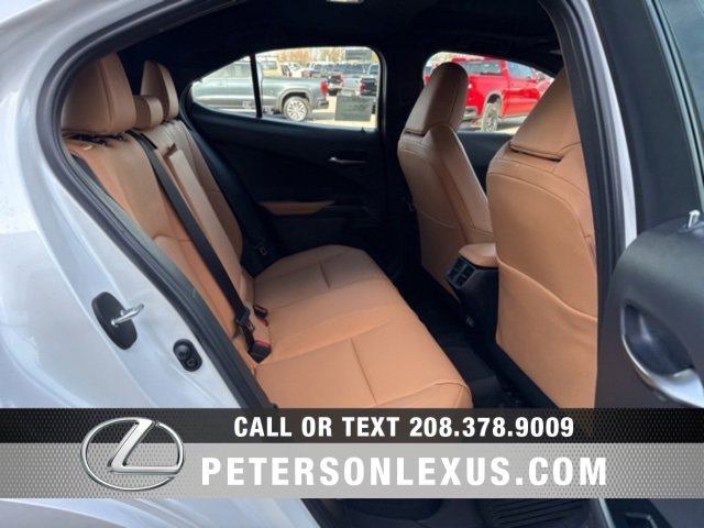 New 2025 Lexus UX 300h AWD image 17