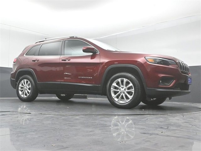 Used 2019 Jeep Cherokee Latitude w/ Cold Weather Group image 36