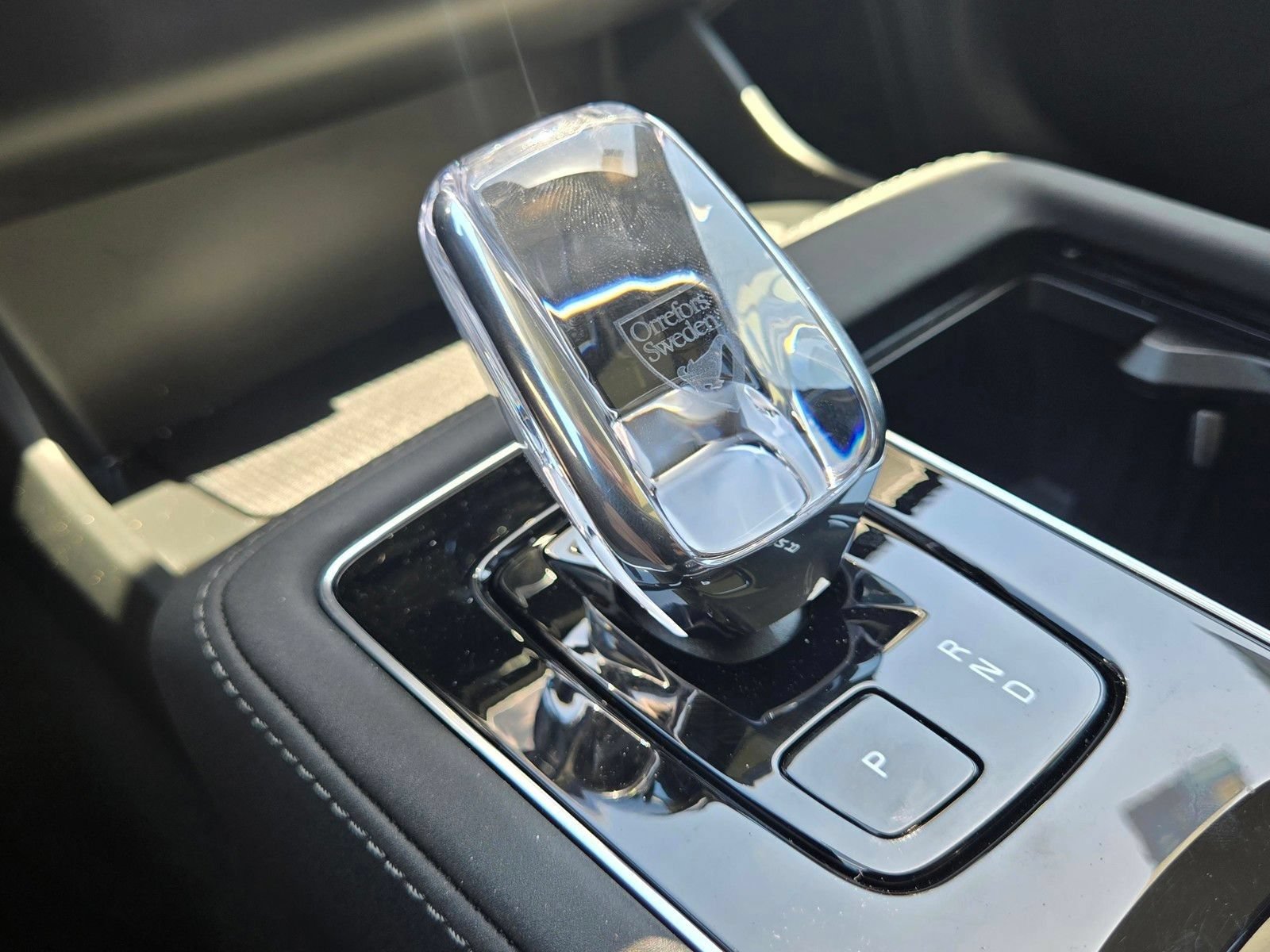 Certified 2025 Volvo XC90 B6 Plus AWD/4WD image 29
