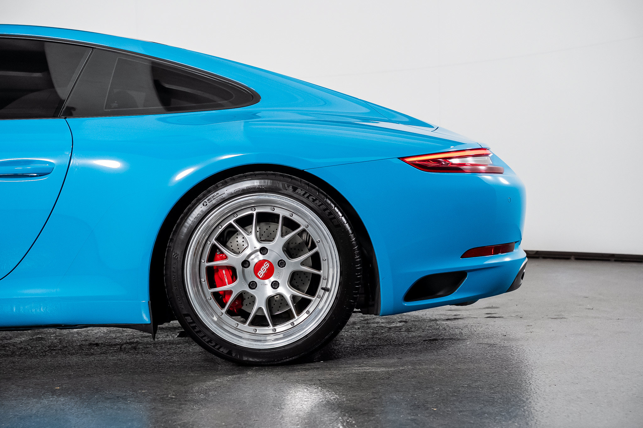 Used 2018 Porsche 911 Carrera S RWD image 18