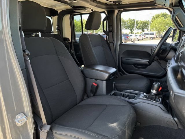 Used 2022 Jeep Gladiator Sport AWD/4WD image 30