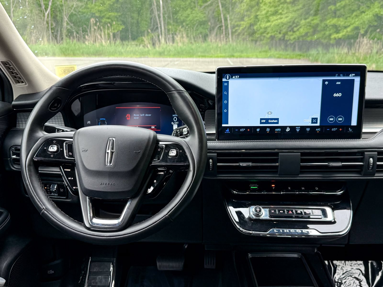 Used 2023 Lincoln Corsair AWD w/ Equipment Group 101A image 23