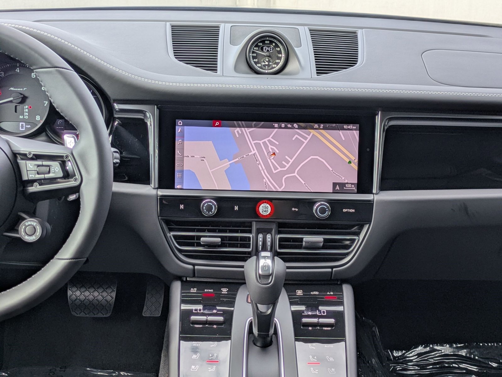 New 2026 Porsche Macan Turbo image 20