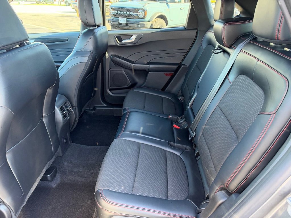 Certified 2023 Ford Escape ST-Line w/ Tech Pack #1 AWD/4WD image 10