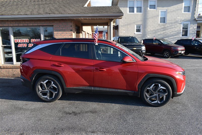 Used 2023 Hyundai Tucson SEL w/ Convenience Package FWD image 2