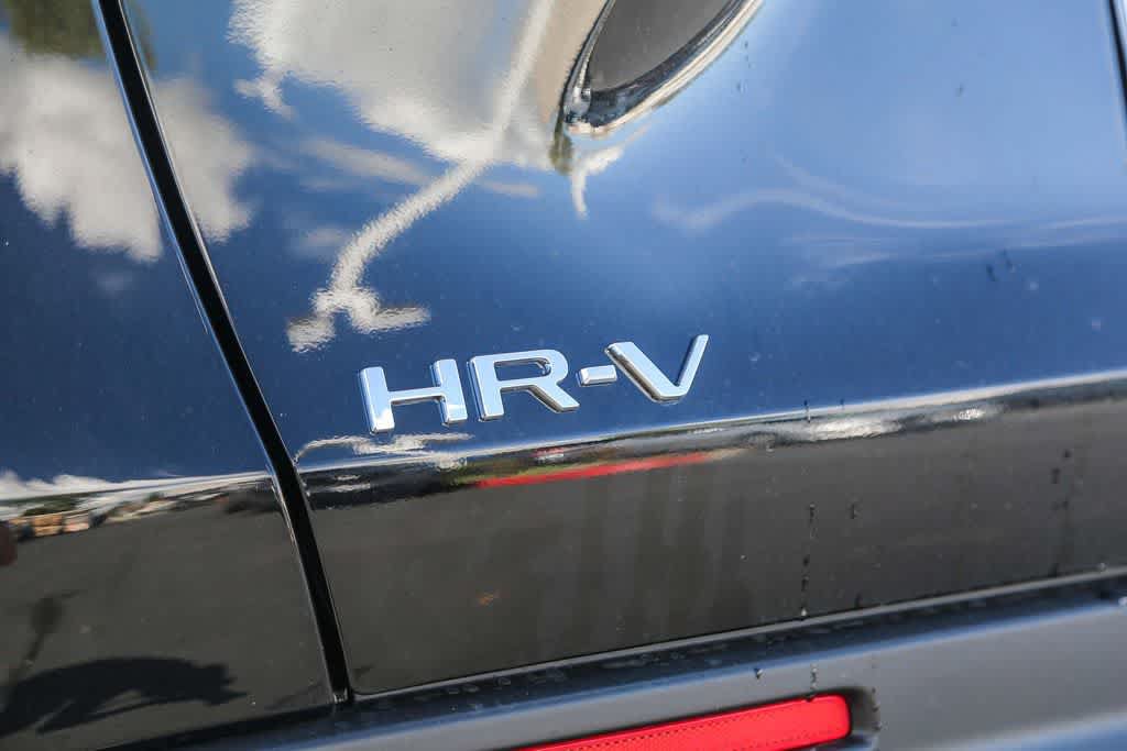 New 2027 Honda HR-V LX image 8