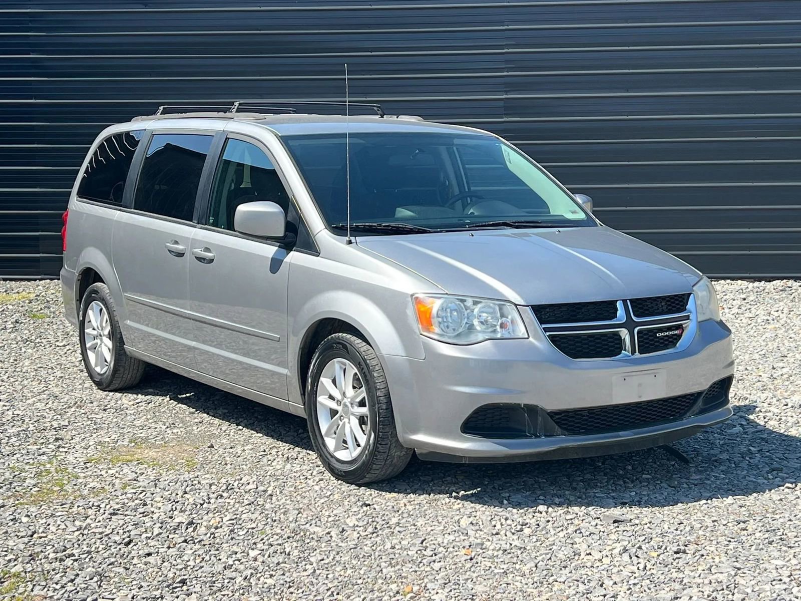 Used 2014 Dodge Grand Caravan SXT FWD image 7