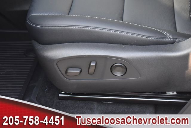 New 2026 Chevrolet Traverse LT w/ Driver Confidence Package FWD image 17