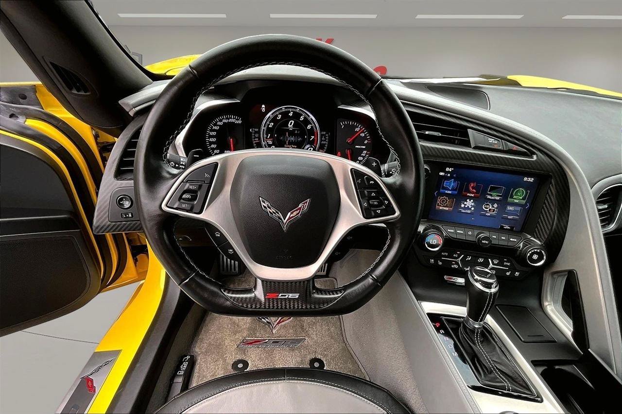 Used 2019 Chevrolet Corvette Z06 RWD image 8