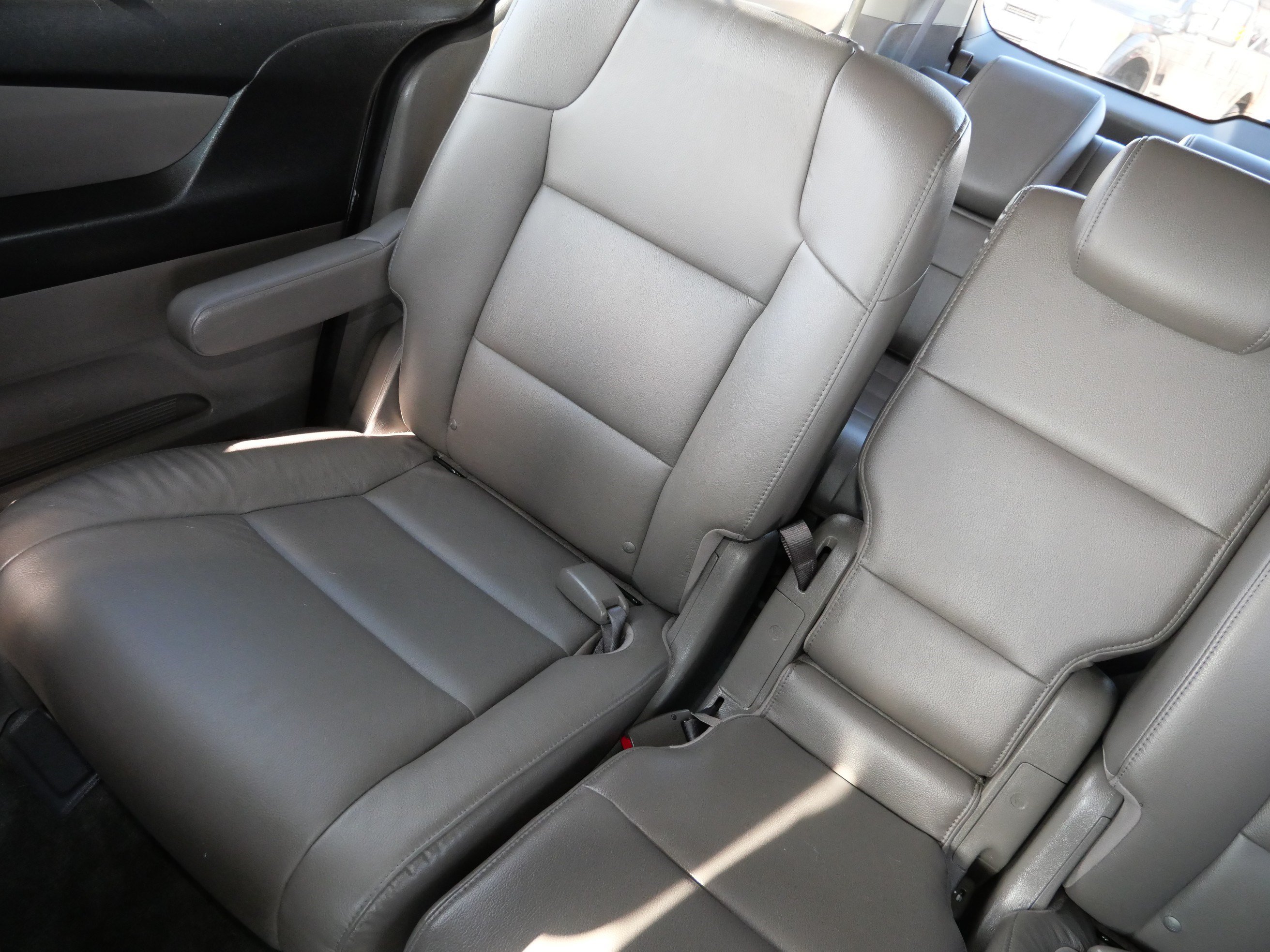 Used 2016 Honda Odyssey EX-L image 12