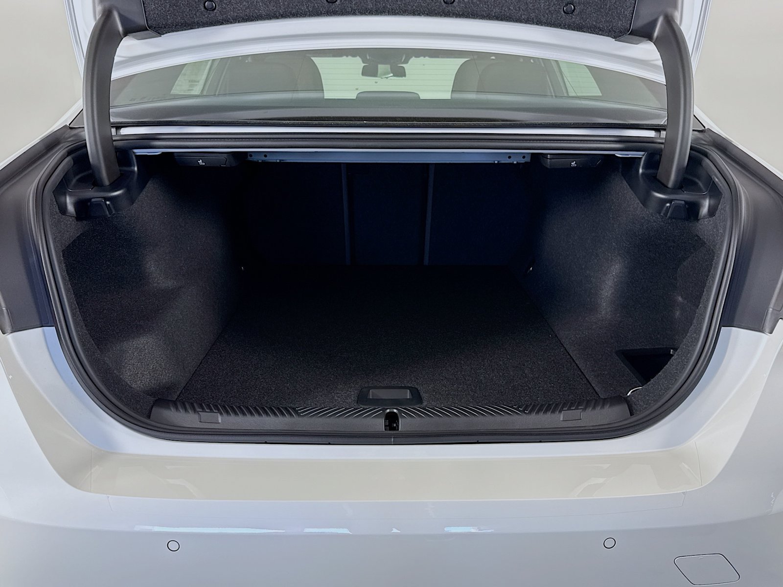 New 2027 BMW i5 eDrive40 RWD image 28