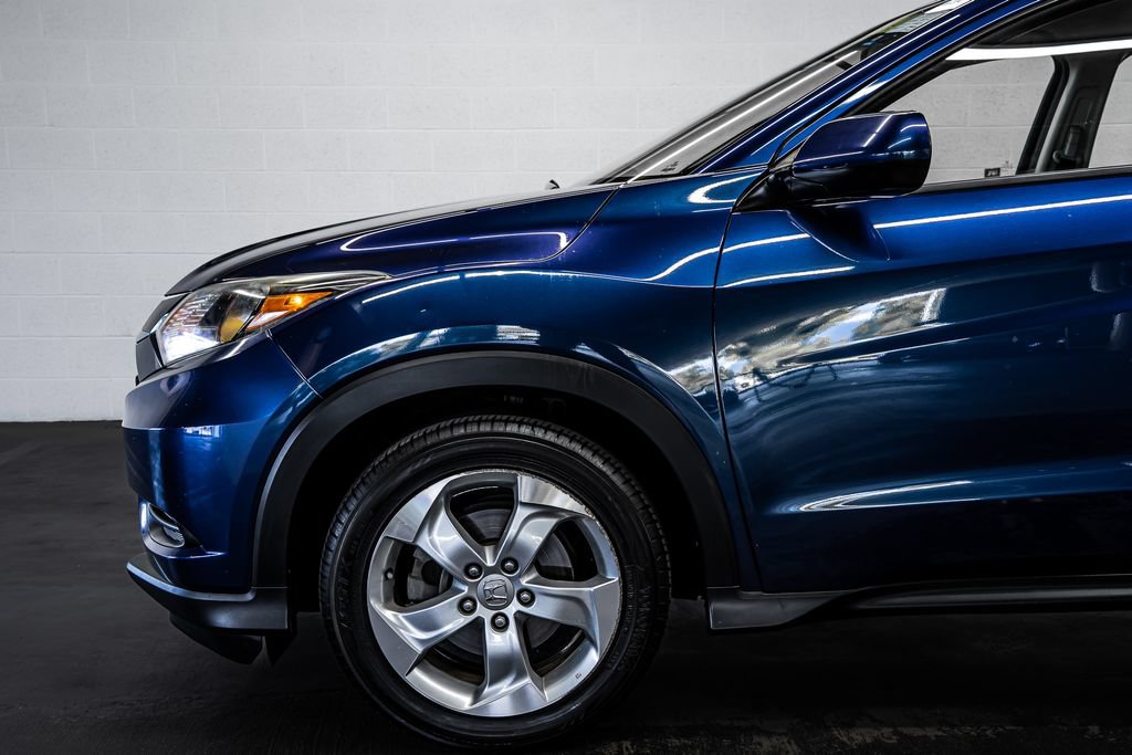 Used 2016 Honda HR-V LX image 12