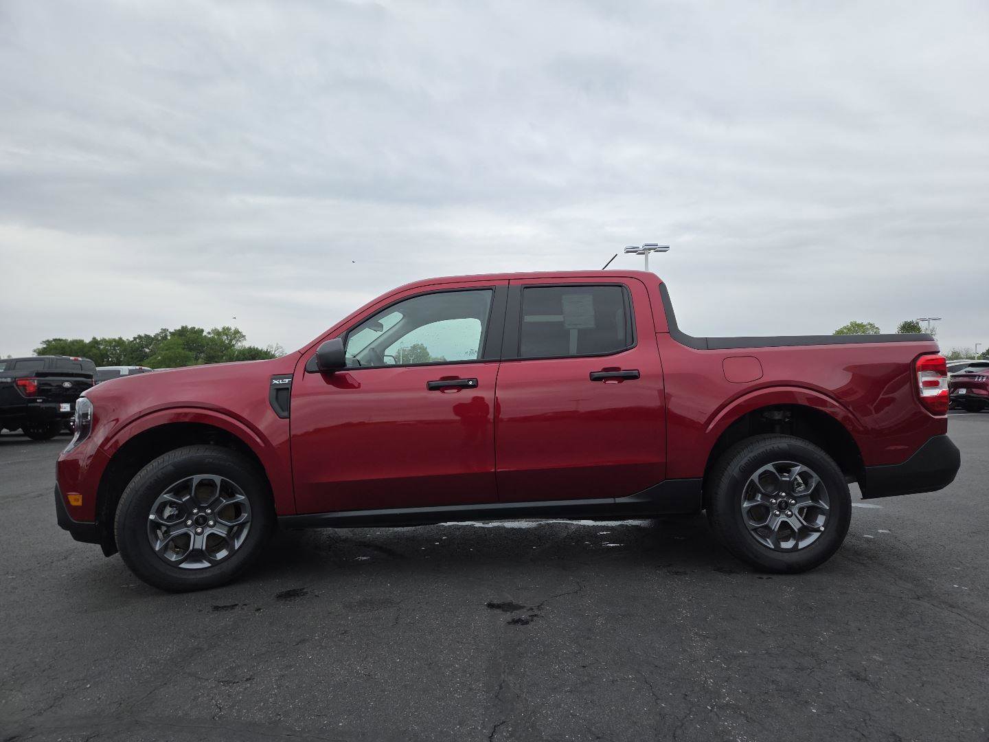 New 2025 Ford Maverick XLT w/ Equipment Group 301A AWD/4WD image 9