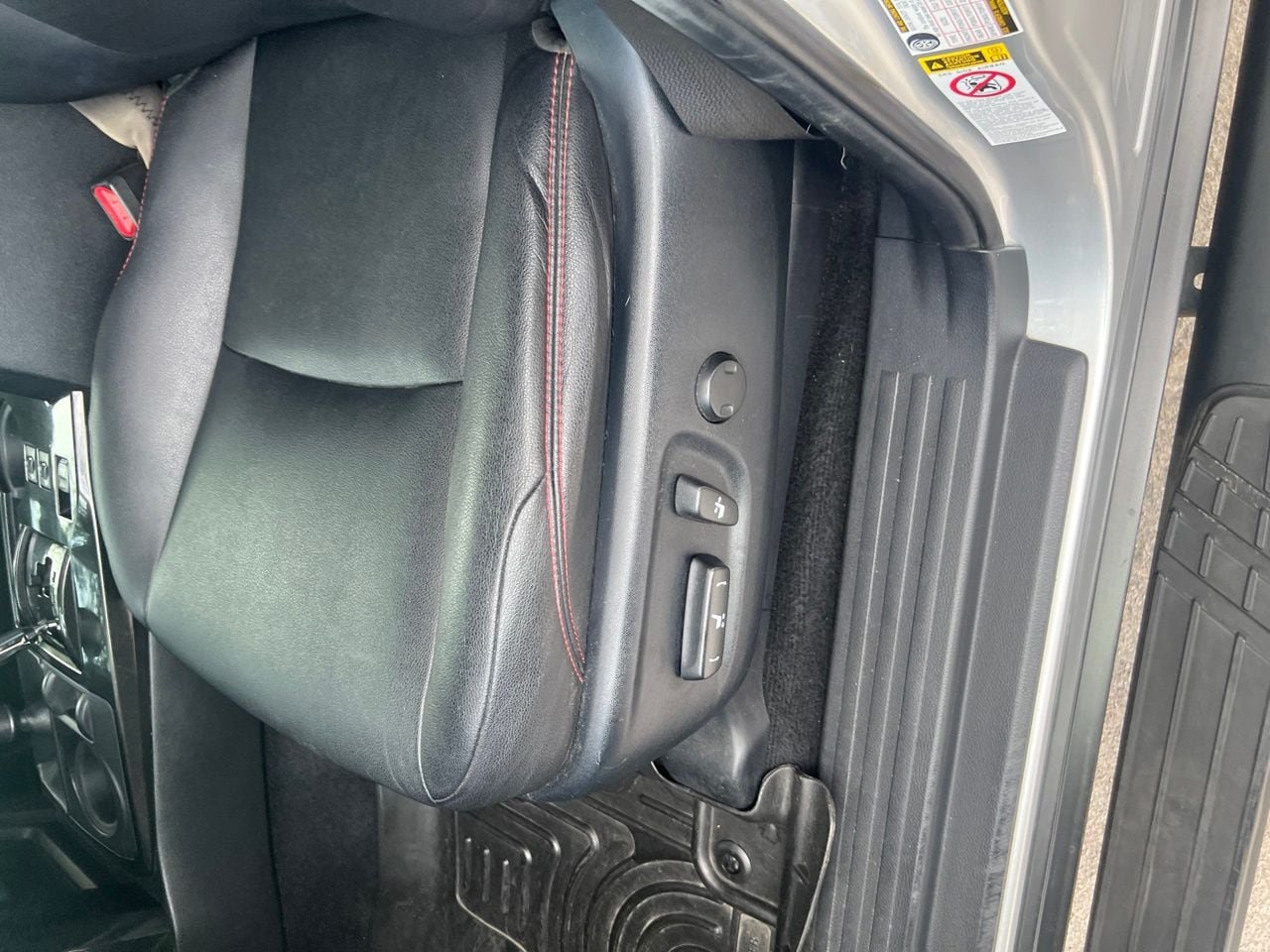Used 2015 Toyota 4Runner Trail Premium AWD/4WD image 7