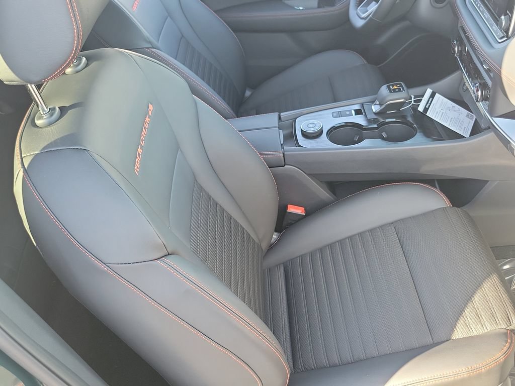 New 2026 Nissan Rogue SV AWD/4WD image 17
