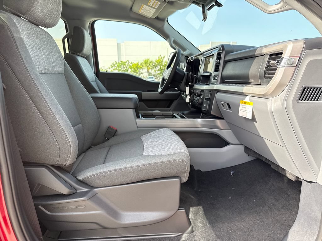 New 2026 Ford F250 XLT w/ Tremor Off-Road Package AWD/4WD image 21