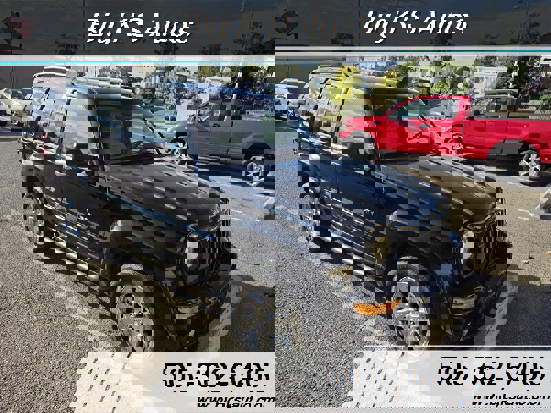 Used 2003 Jeep Liberty Limited image 9