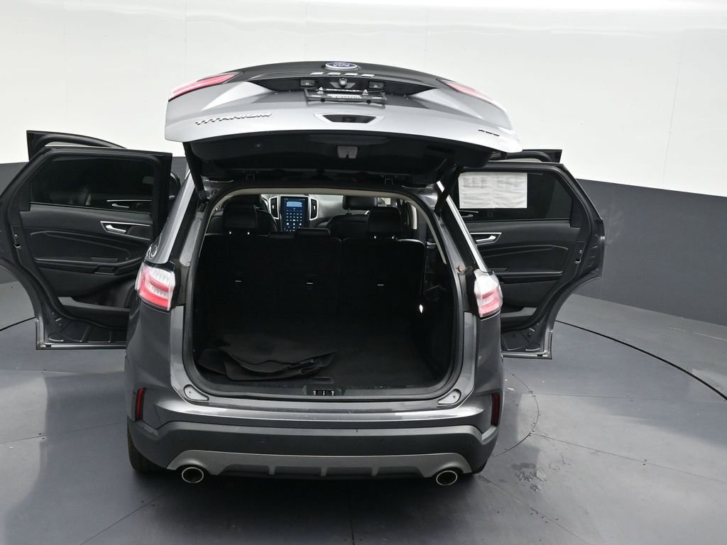 Used 2021 Ford Edge Titanium image 34