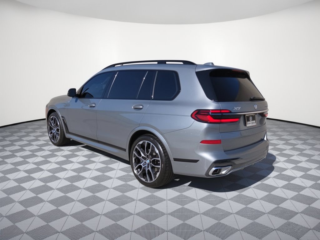 Certified 2024 BMW X7 xDrive40i w/ Executive Package AWD/4WD image 3