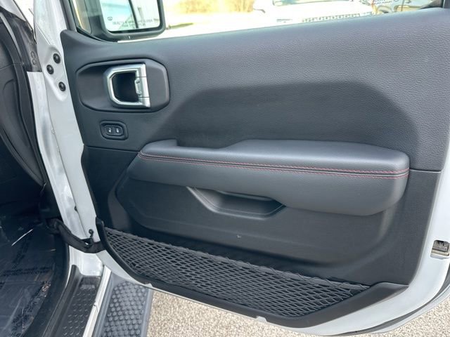 Used 2022 Jeep Wrangler Unlimited Rubicon w/ Cold Weather Group image 41