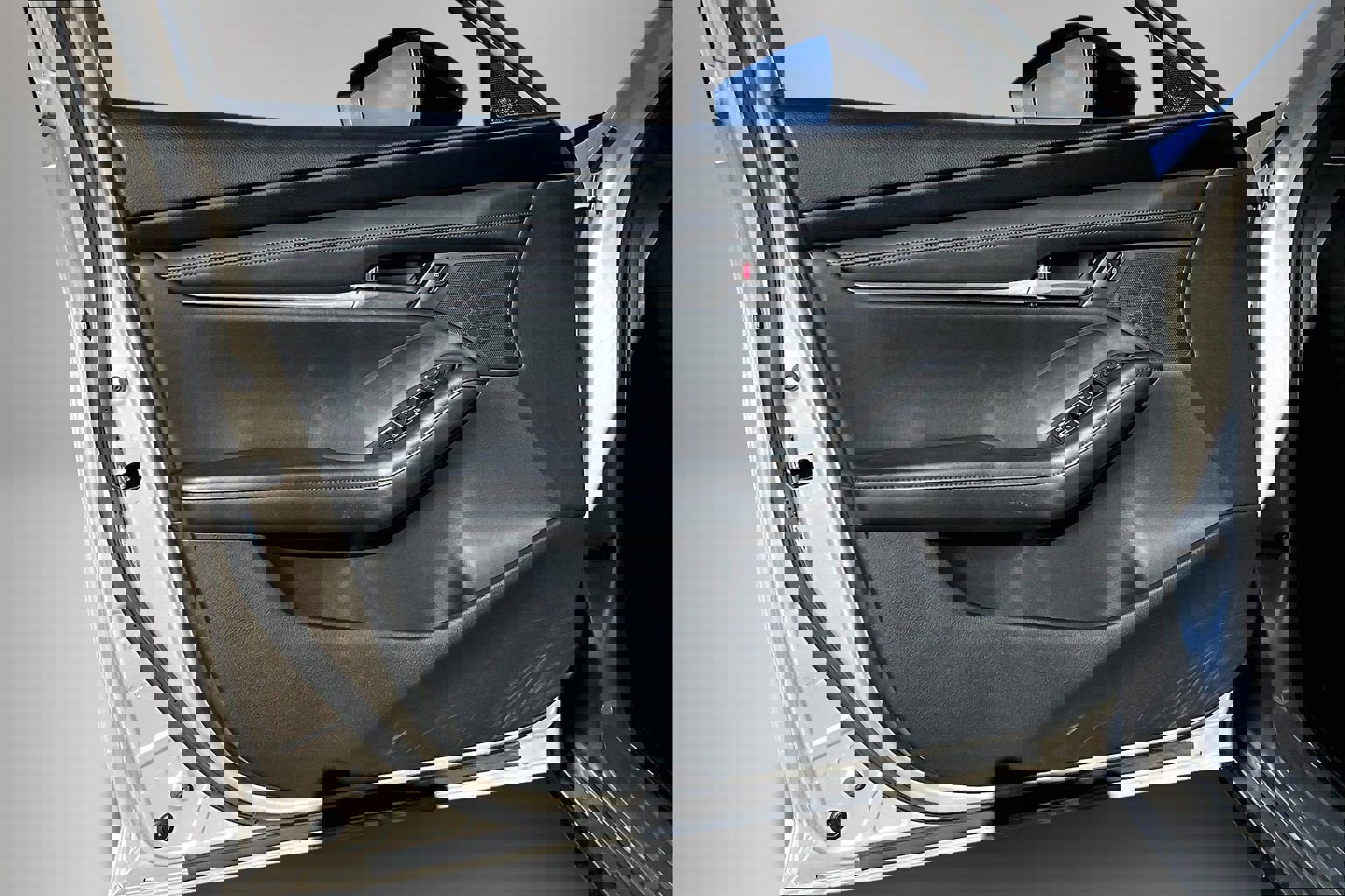 Used 2025 MAZDA MAZDA3 s Sport image 20