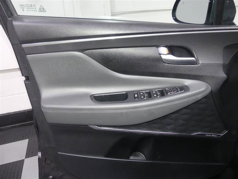 Used 2023 Hyundai Santa Fe SEL w/ Premium Package AWD/4WD image 18