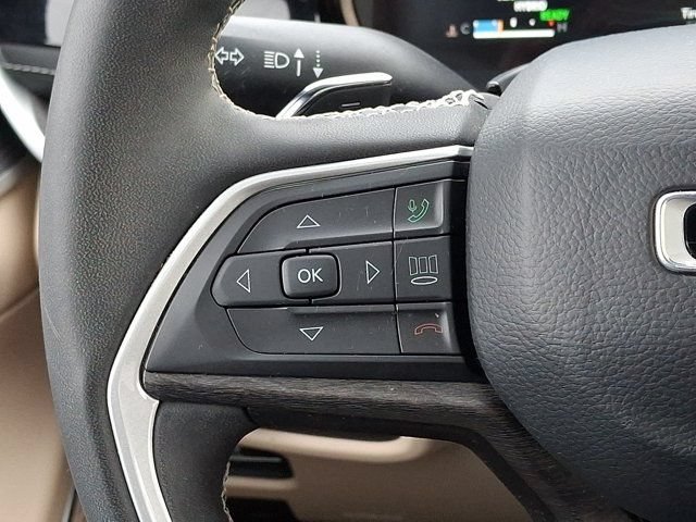 Certified 2022 Jeep Grand Cherokee Limited 4xe w/ Luxury Tech Group II AWD/4WD image 27
