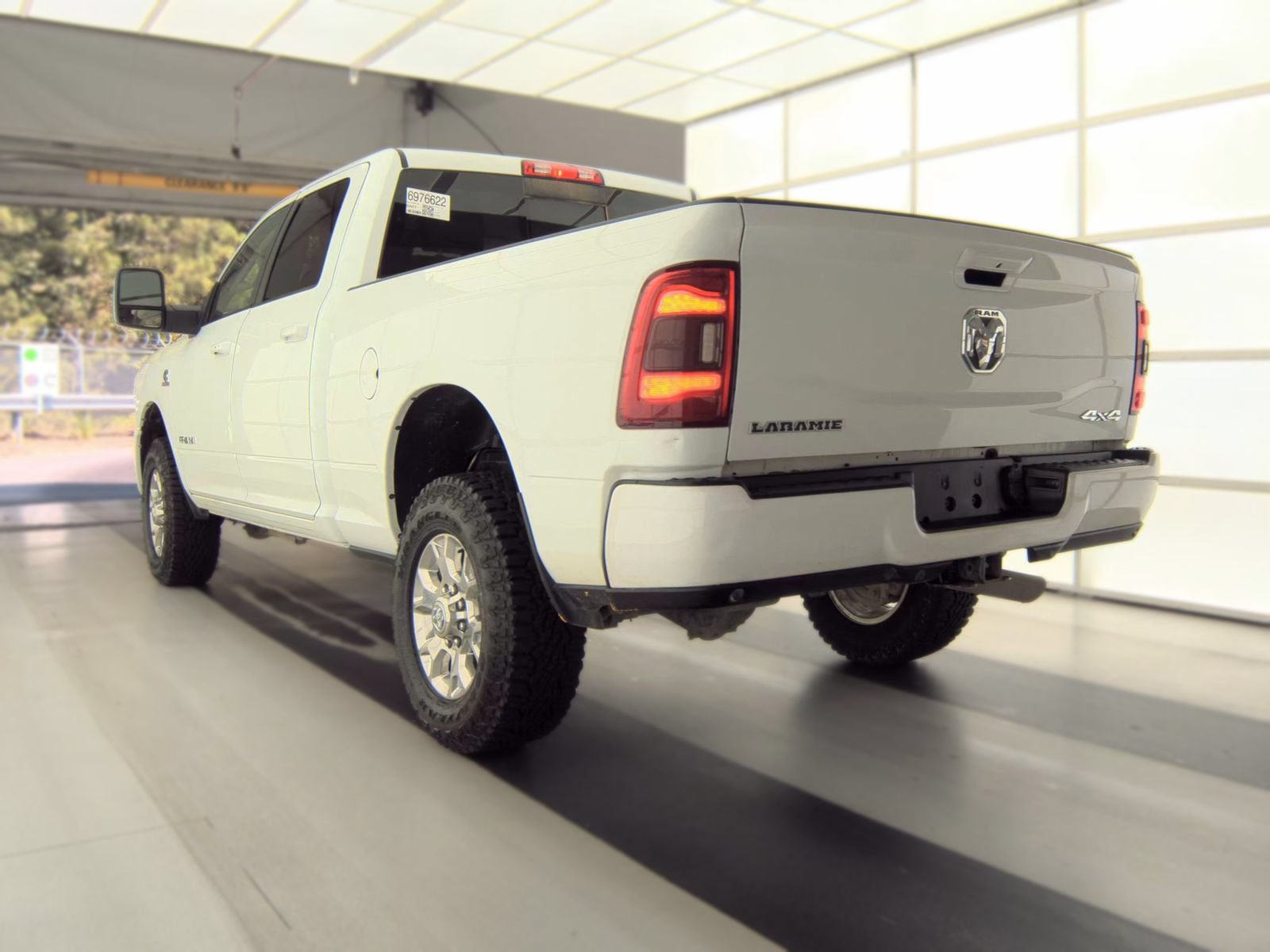 Used 2024 RAM 2500 Laramie AWD/4WD image 6