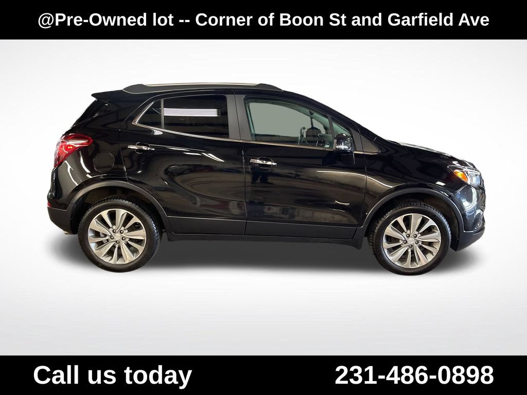 Used 2017 Buick Encore Essence AWD/4WD image 6