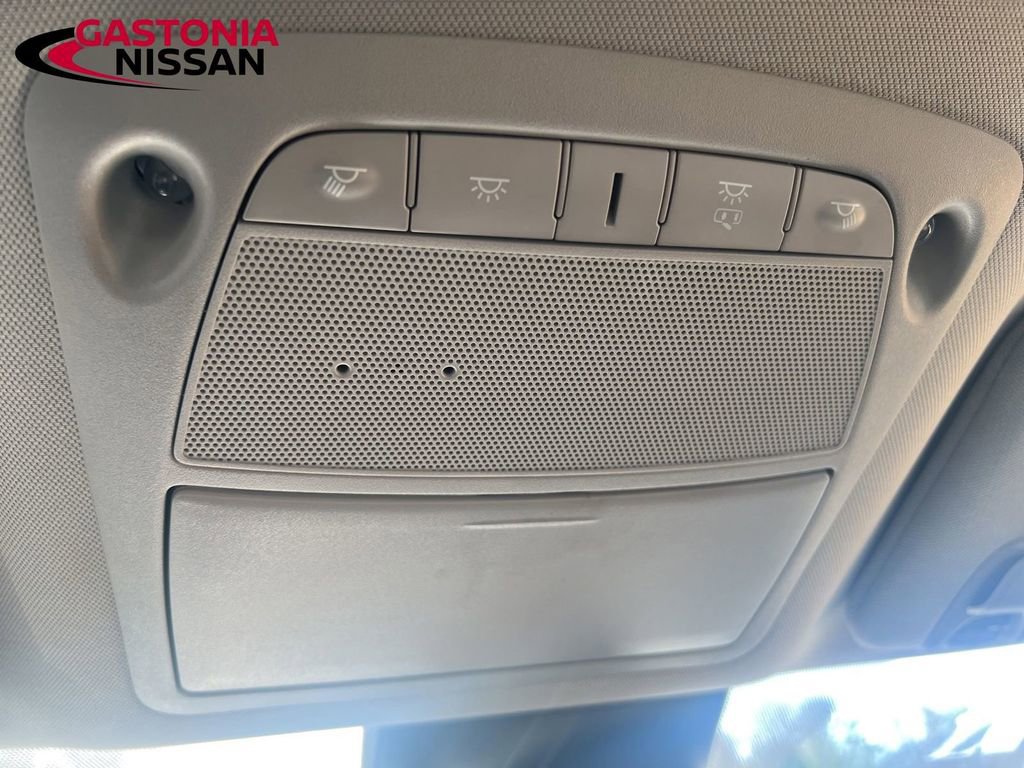 Used 2024 Nissan Murano SV image 44