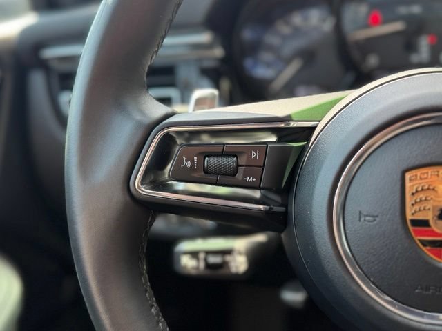 Certified 2026 Porsche Macan AWD/4WD image 24