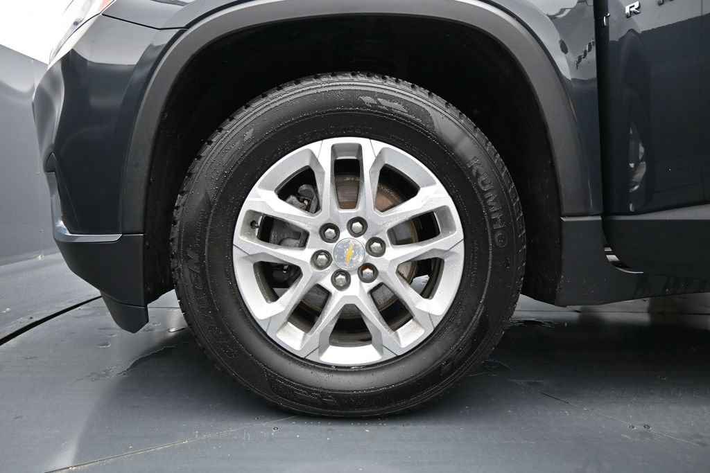 Used 2020 Chevrolet Traverse LT w/ LPO, Floor Liner Package FWD image 26