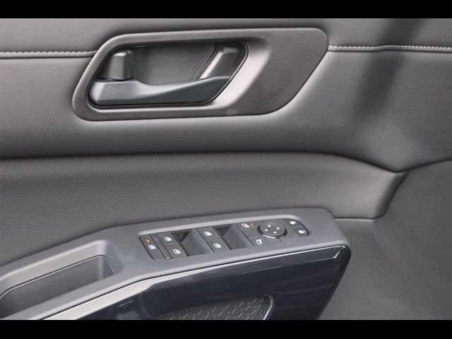 New 2026 Nissan Pathfinder SV AWD/4WD image 13