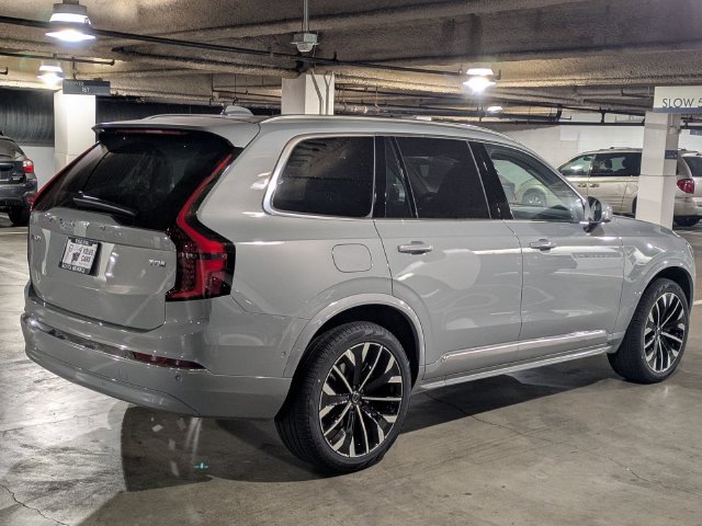 New 2026 Volvo XC90 T8 Plus w/ Protection Package AWD/4WD image 3