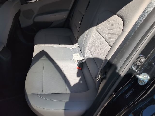 Used 2020 Hyundai Elantra SEL image 24