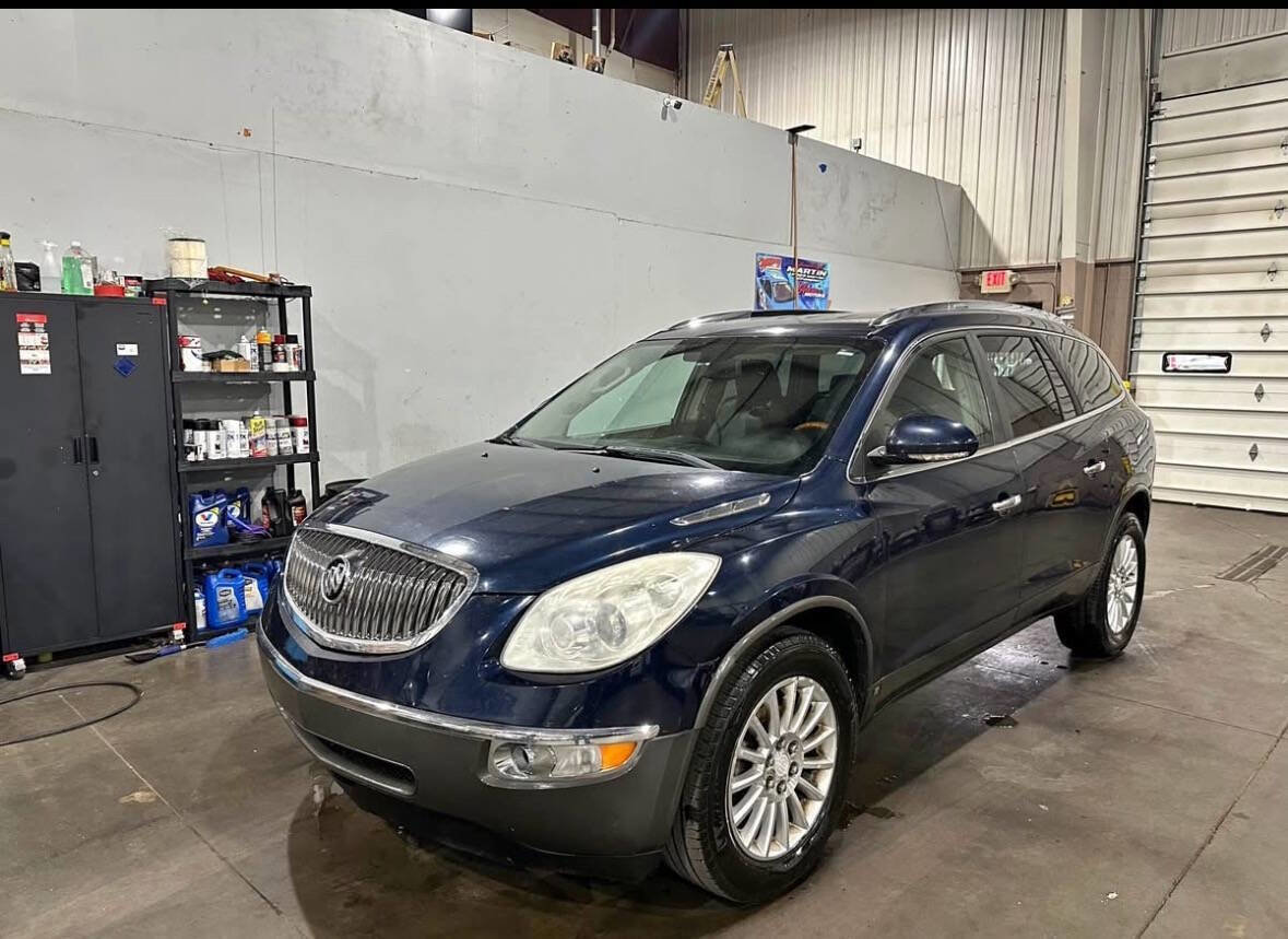 Used 2009 Buick Enclave CXL w/ Driver Confidence Package