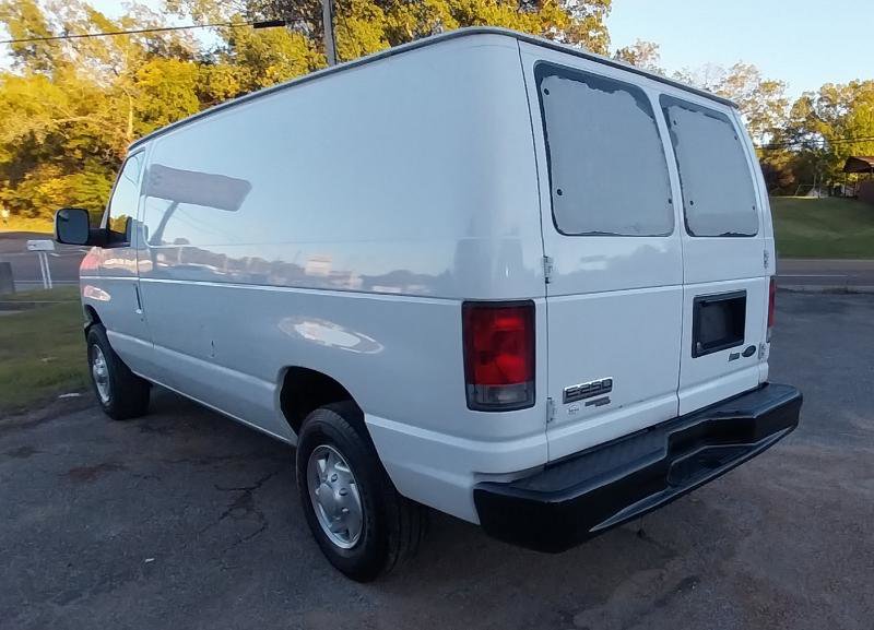 Used 2014 Ford E-250 and Econoline 250 w/ Power Group image 7