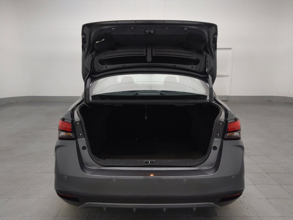 Used 2024 Nissan Versa SV FWD image 29