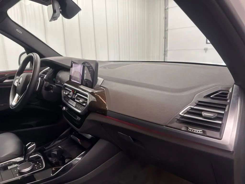 Used 2024 BMW X3 xDrive30i AWD/4WD image 23