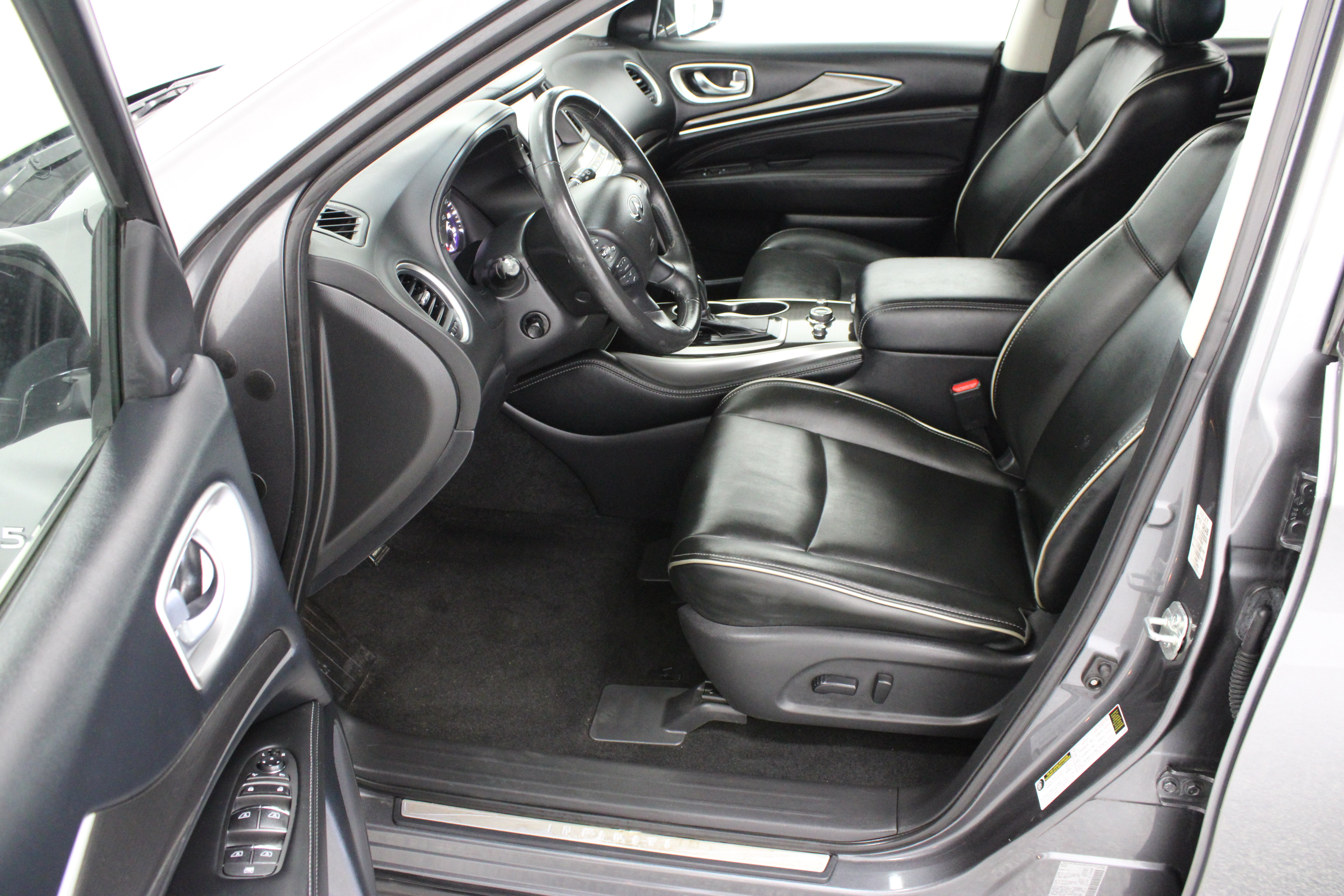 Used 2019 INFINITI QX60 Pure AWD/4WD image 14