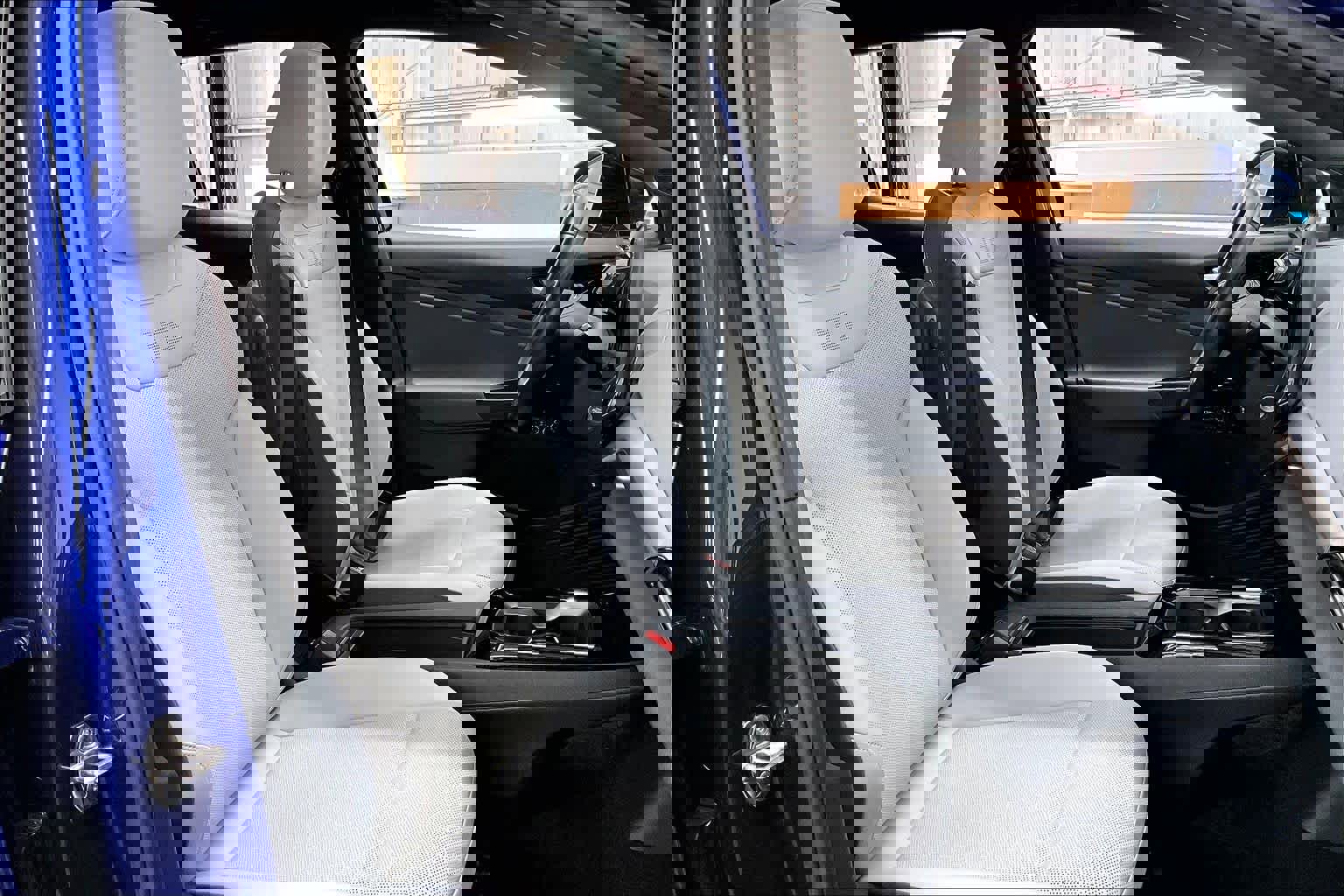 Used 2021 Volkswagen ID.4 Pro S w/ Gradient Package image 10