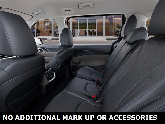 New 2026 Kia Carnival image 18