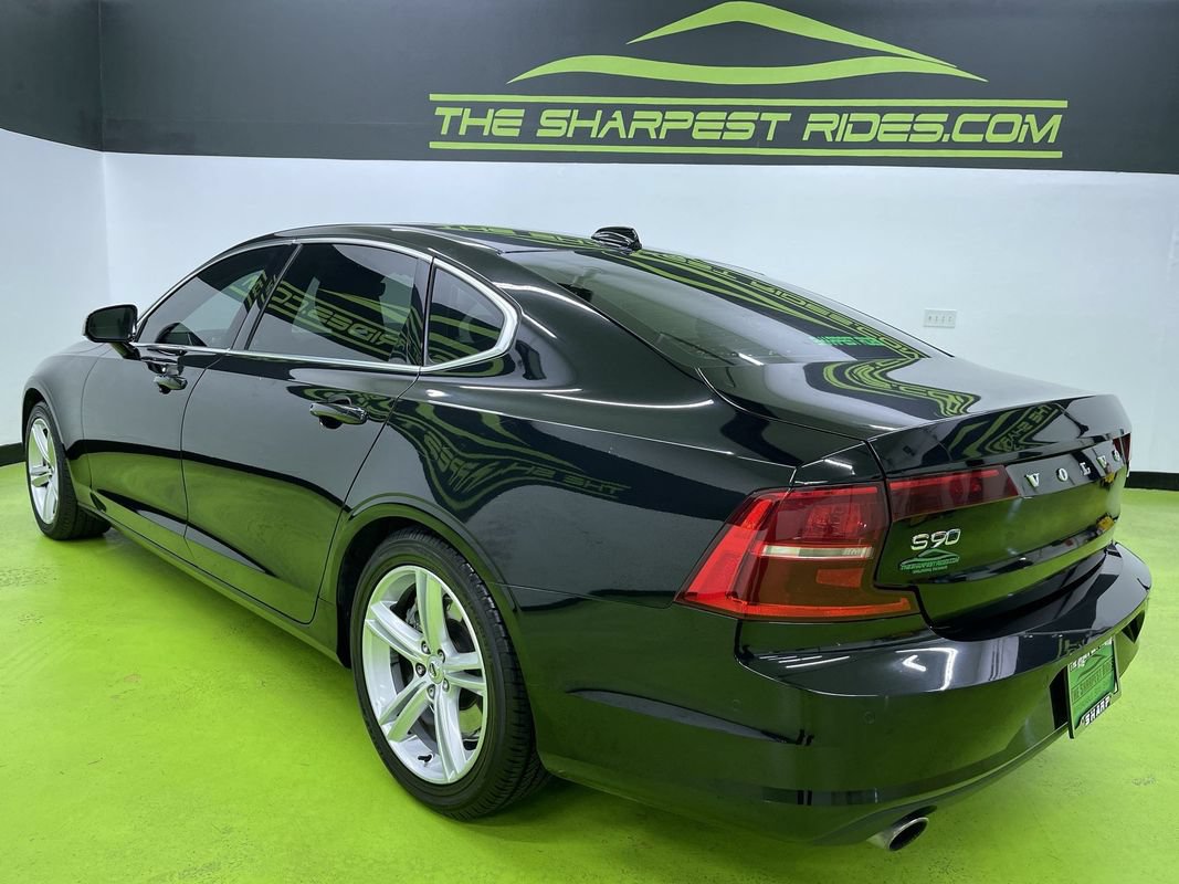 Used 2018 Volvo S90 T5 Momentum w/ Convenience Package FWD image 7