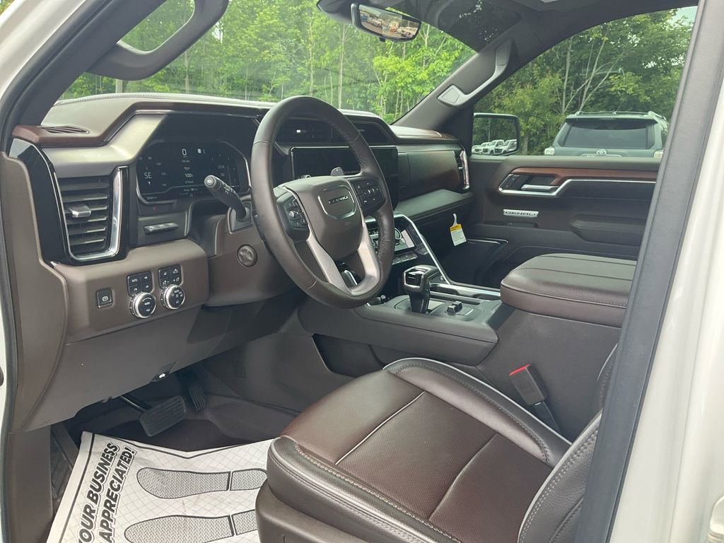 Used 2023 GMC Sierra 1500 Denali w/ Denali Reserve Package AWD/4WD image 15