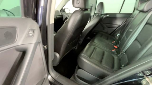 Used 2016 Volkswagen Tiguan SEL FWD image 17