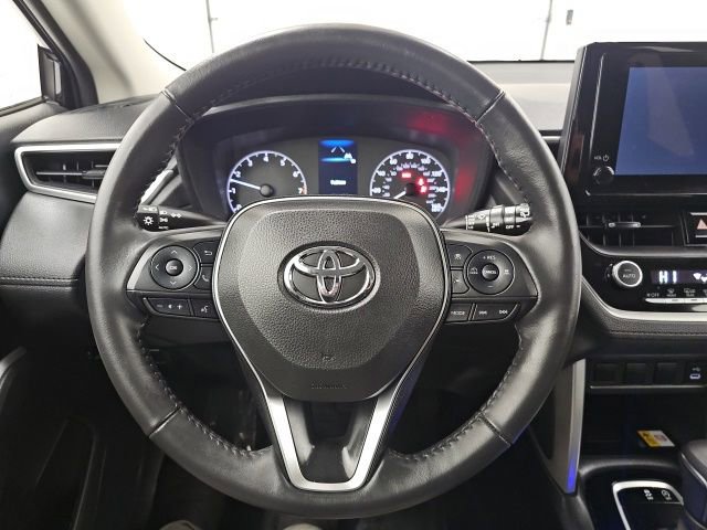 Certified 2023 Toyota Corolla Cross LE image 19
