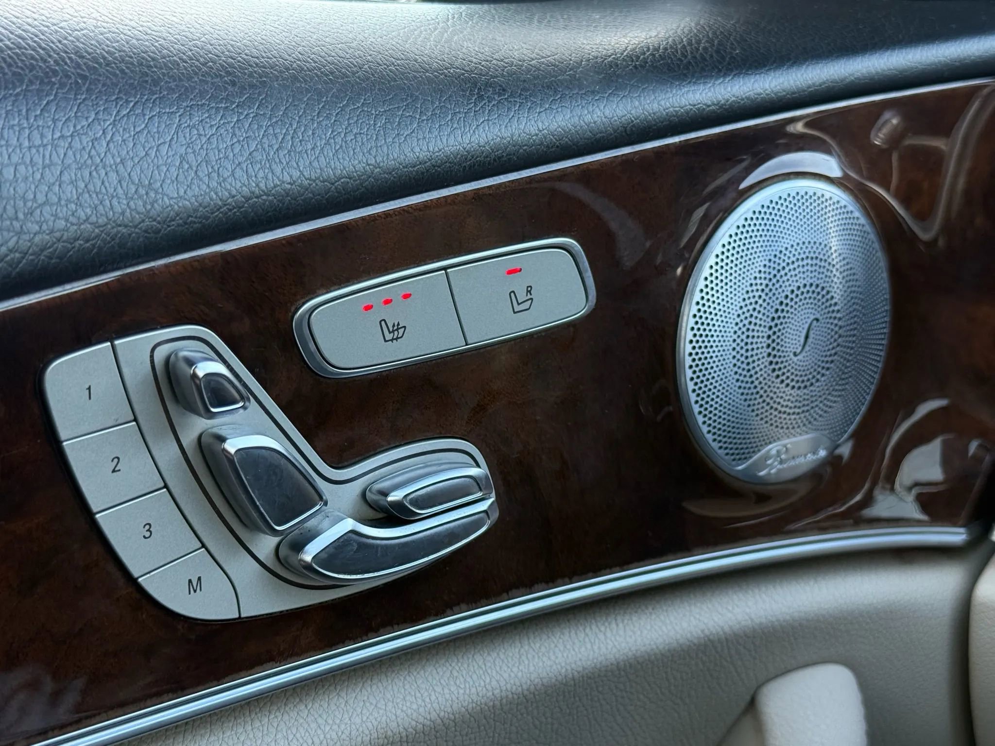 Used 2018 Mercedes-Benz E 300 4MATIC image 42