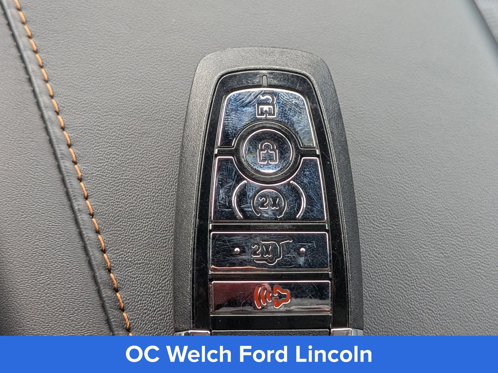 Certified 2025 Lincoln Navigator Black Label AWD/4WD image 36