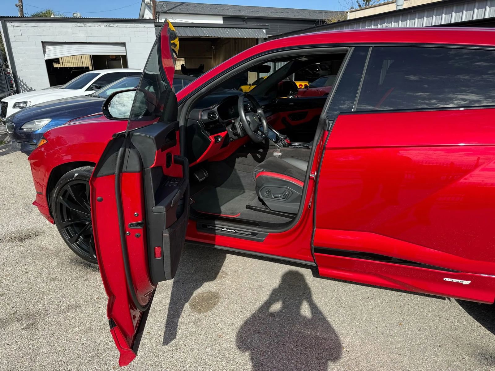 Used 2023 Lamborghini Urus S AWD/4WD image 7